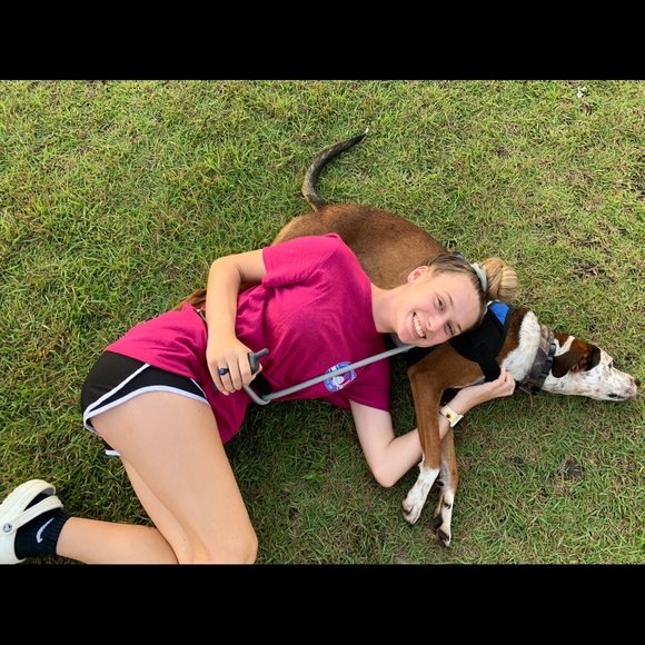 Meet your Posher, Catera - Picture 4 of 5